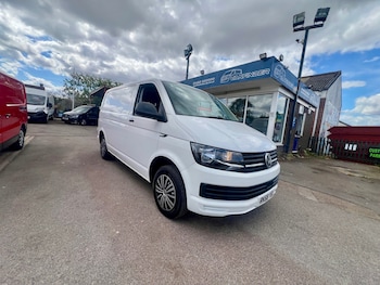 Used Volkswagen Transporter 2018 for sale - 79392195: Photo