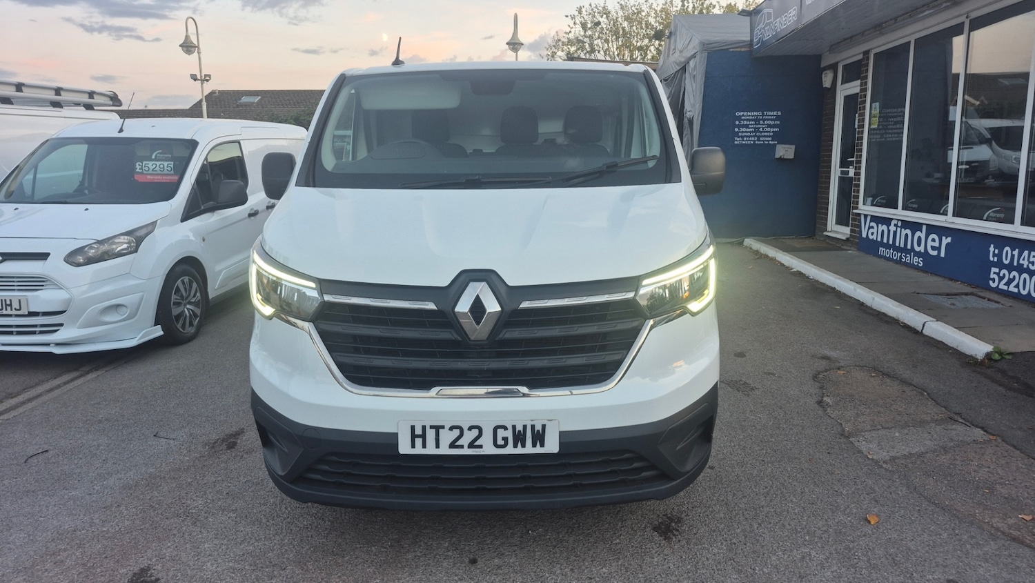 Used Renault Trafic 2022 for sale - 76181494: Photo 2