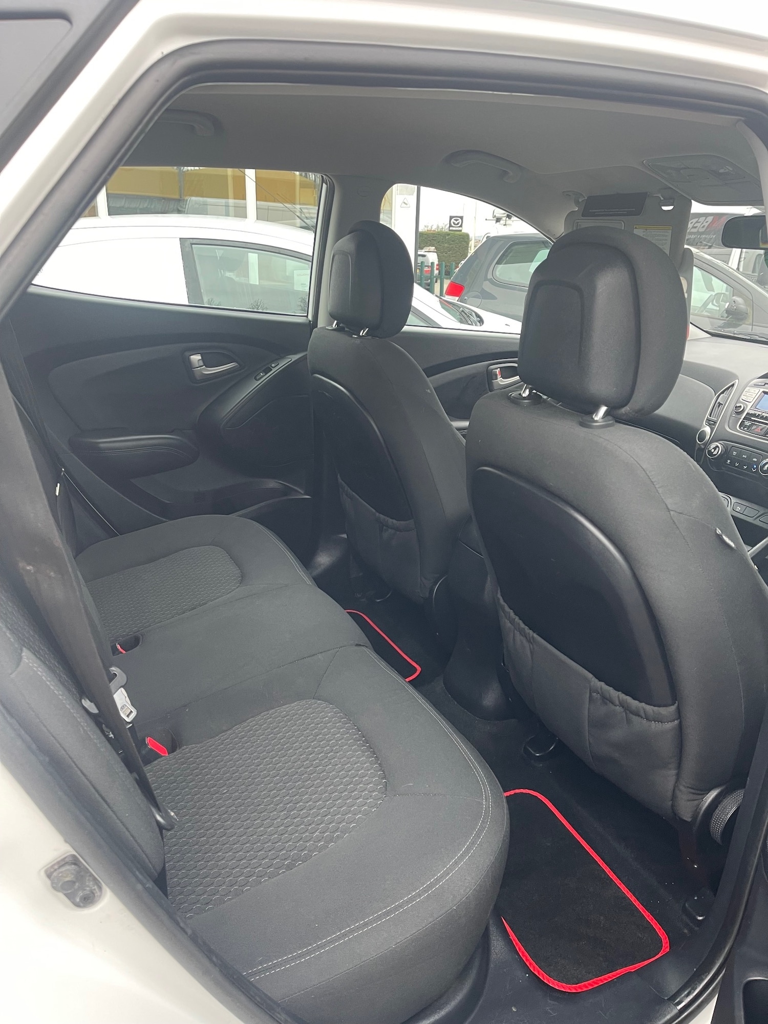 Used Hyundai Ix35 2012 for sale - 77617920: Photo 7