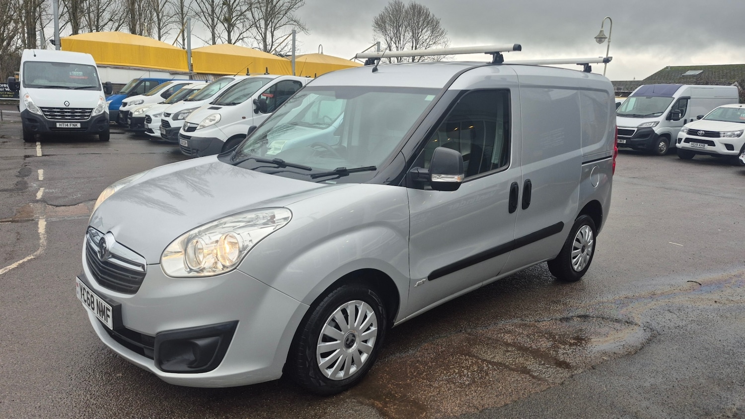 Used Vauxhall Combo 2018 for sale - 77542653: Photo 6