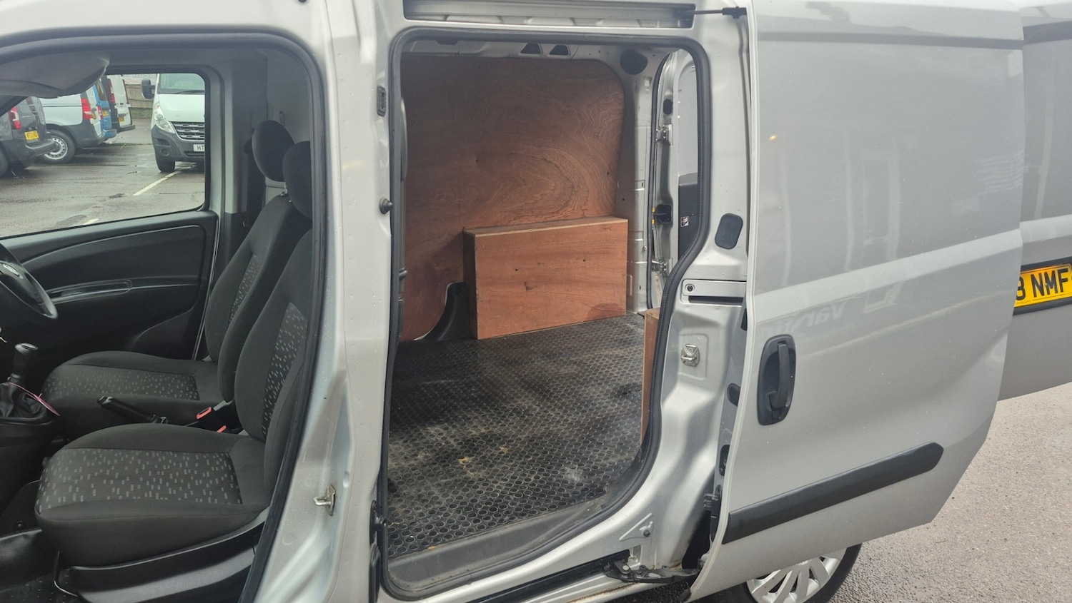 Used Vauxhall Combo 2018 for sale - 77542653: Photo 9