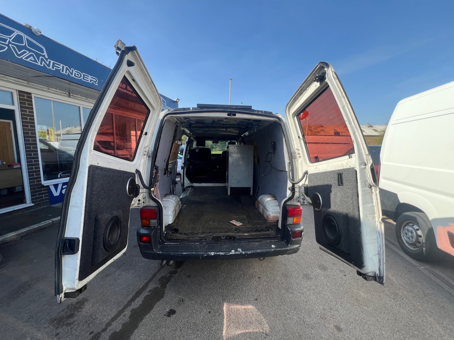 Used Volkswagen Transporter 1998 for sale - 78165963: Photo 16