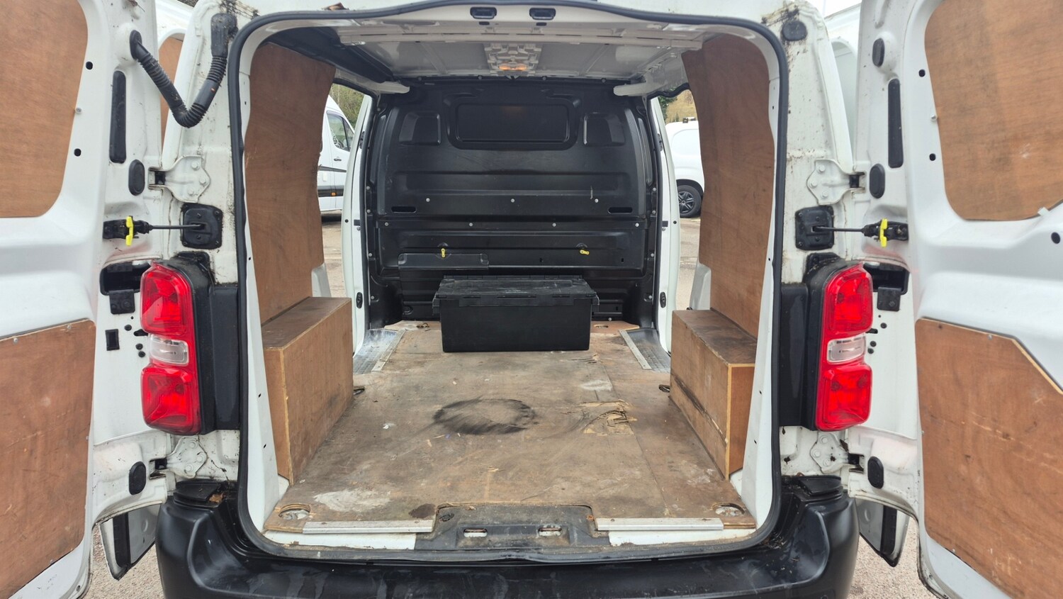 Used Peugeot Expert 2019 for sale - 77915655: Photo 11