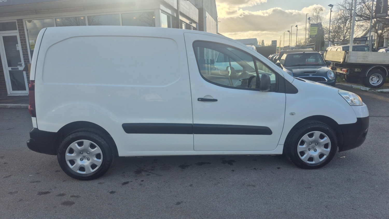 Used Peugeot Partner 2014 for sale - 77848313: Photo 7