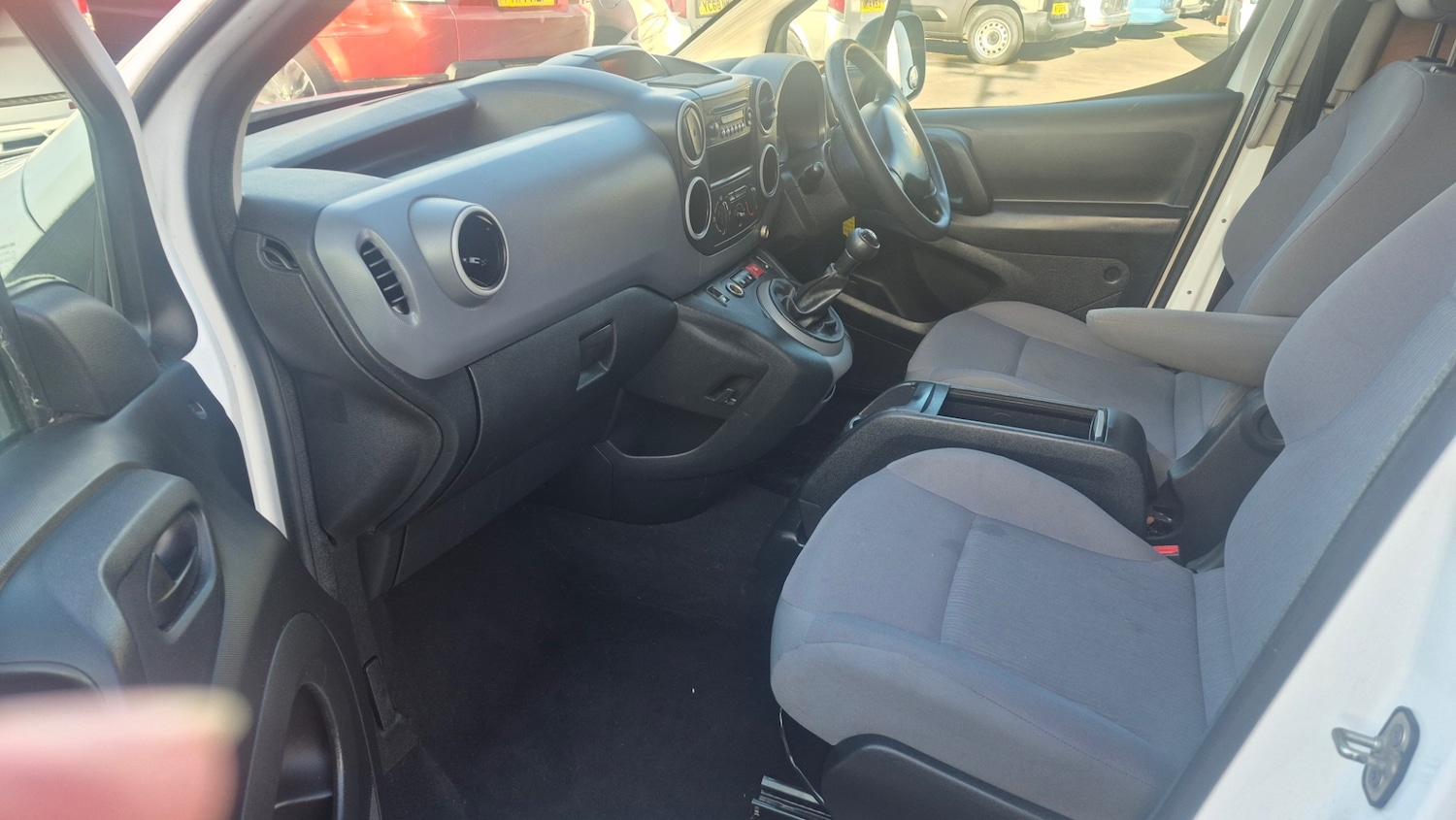 Used Peugeot Partner 2014 for sale - 77848313: Photo 9