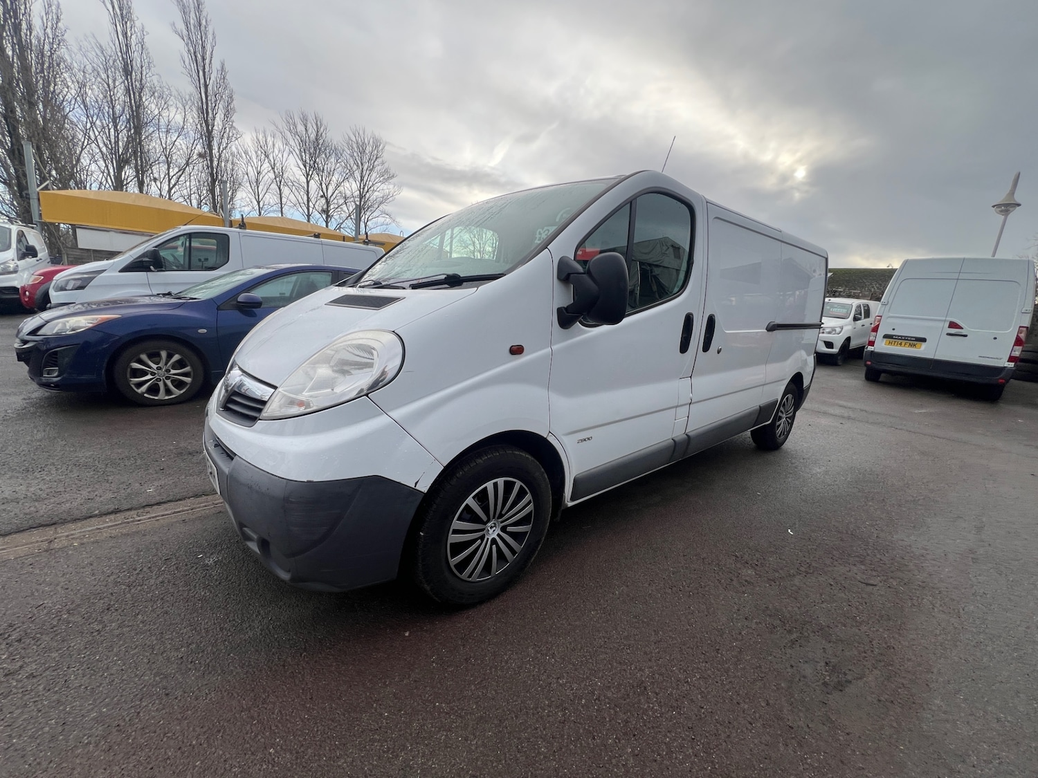 Used Vauxhall Vivaro 2012 for sale - 77391889: Photo 2