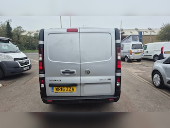 Used Vauxhall Vivaro 2015 for sale - 76276102: Photo 4