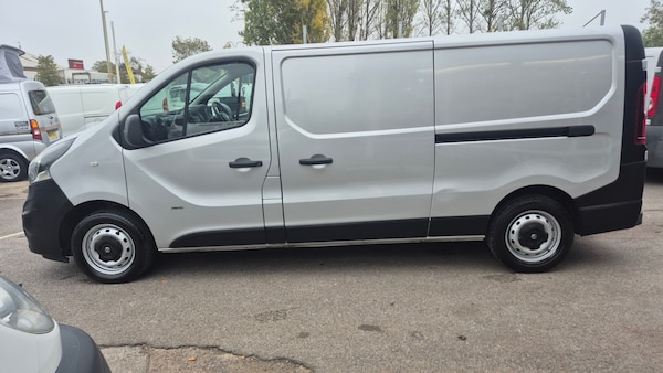 Used Vauxhall Vivaro 2015 for sale - 76276102: Photo 8