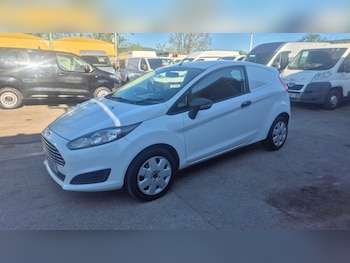 Used Ford Fiesta 2013 for sale - 78380113: Photo