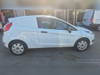 Used Ford Fiesta 2013 for sale - 78380113: Photo
