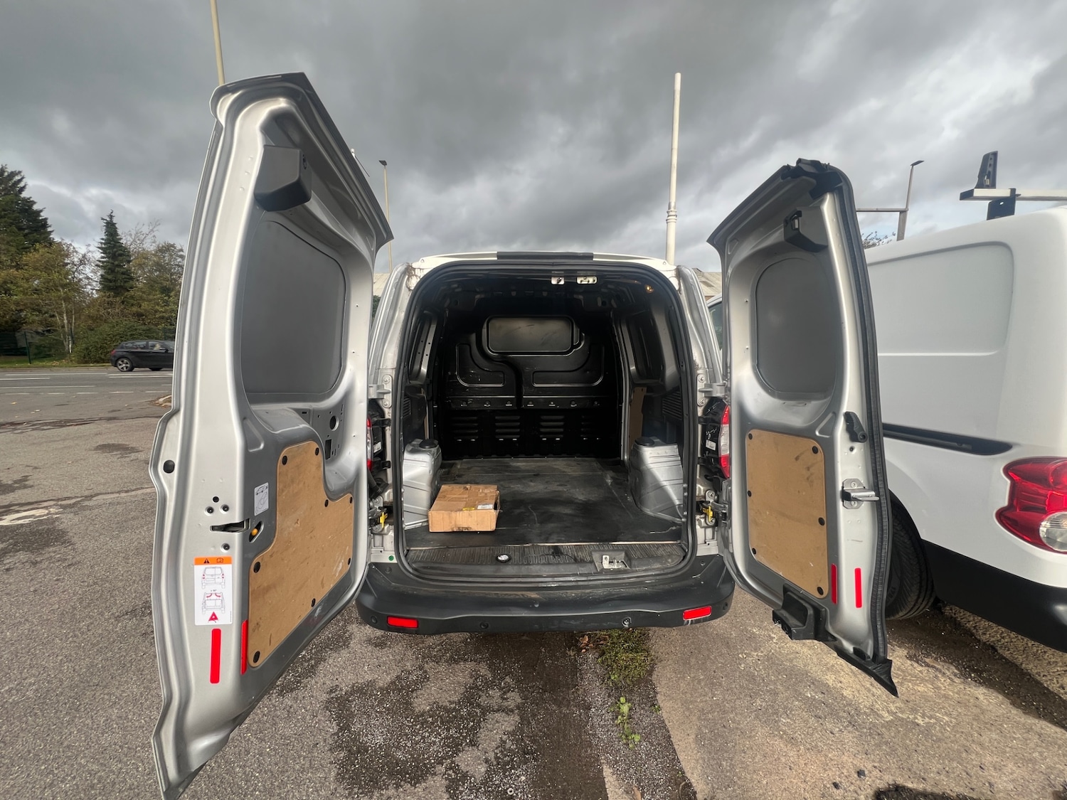 Used Ford Transit Courier 2019 for sale - 76391537: Photo 8