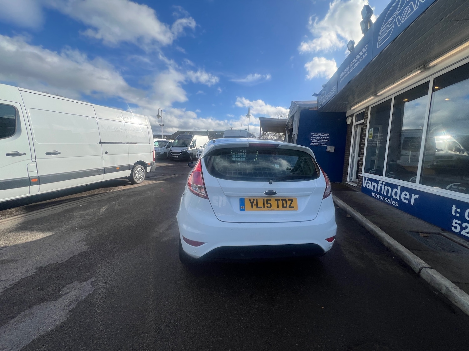 Used Ford Fiesta 2015 for sale - 77568467: Photo 7