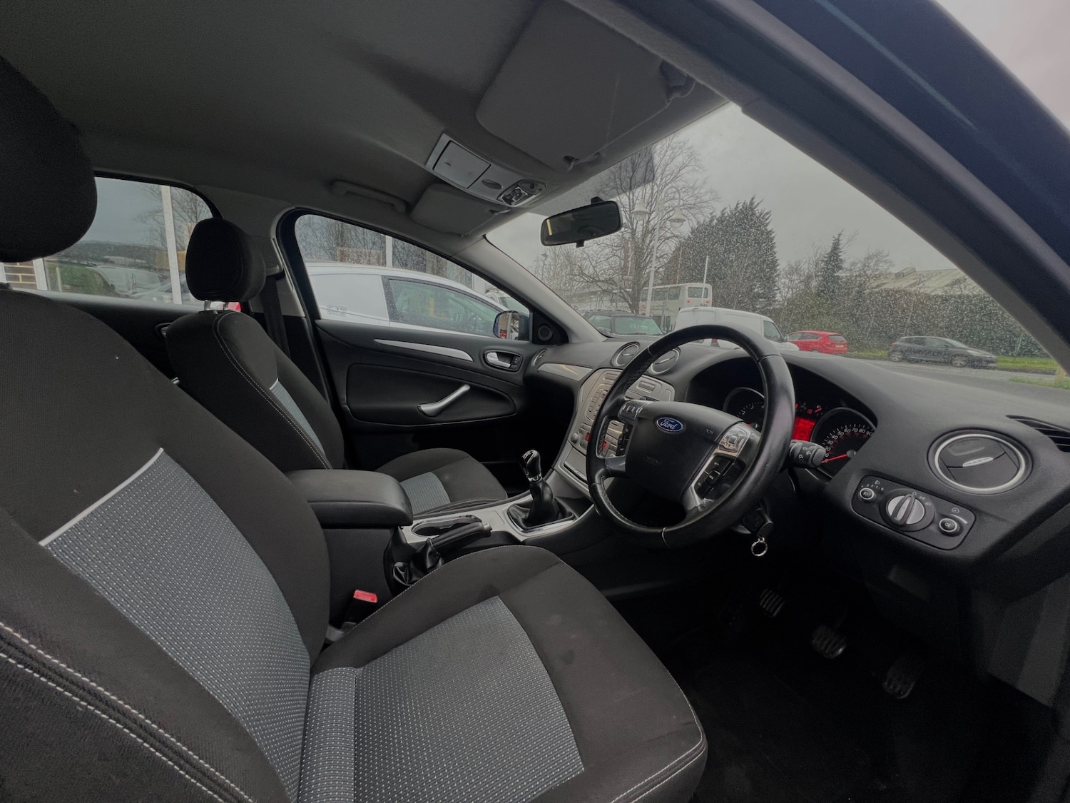 Used Ford Mondeo 2010 for sale - 77848148: Photo 23