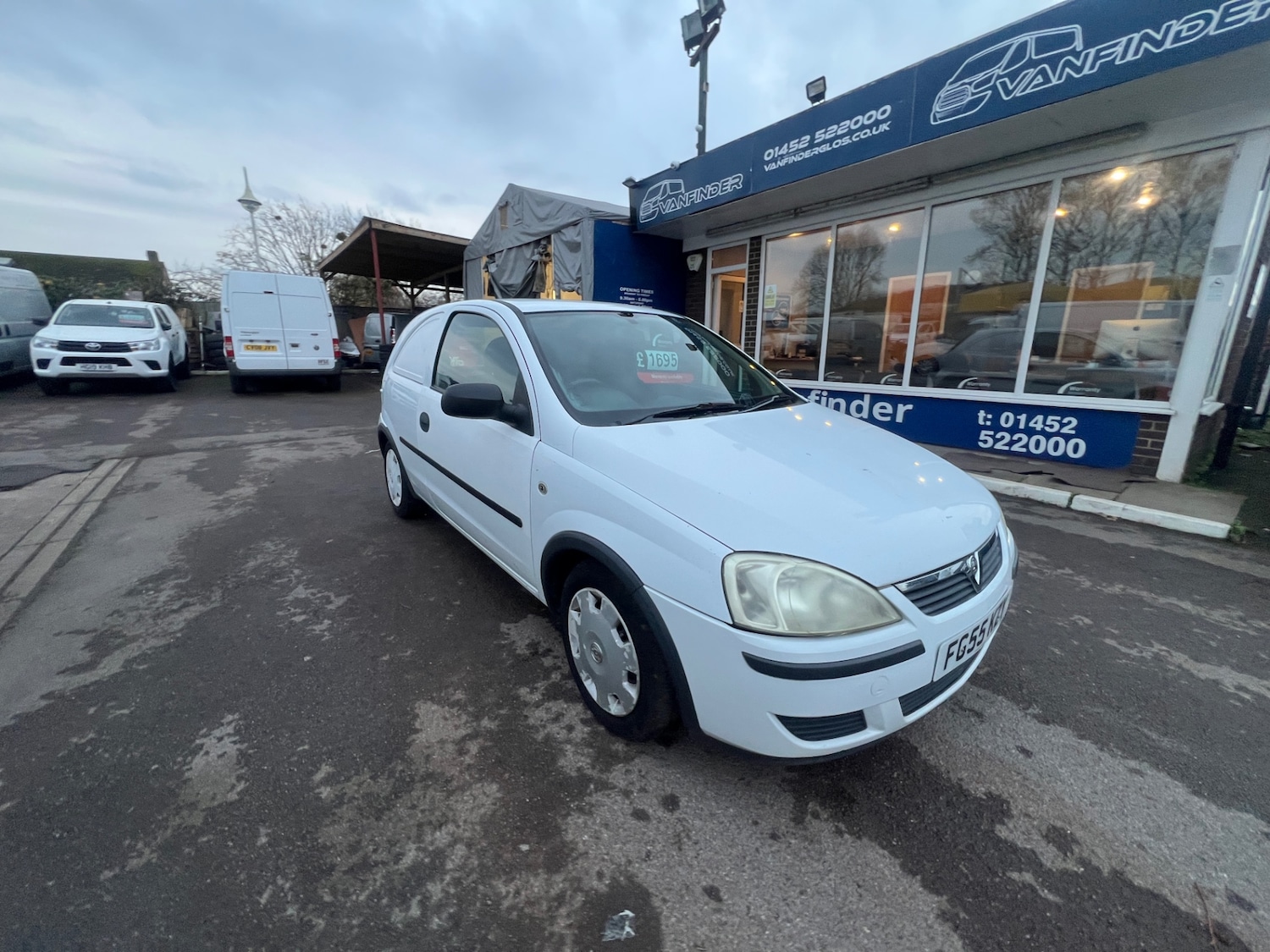 Used Vauxhall Corsa 2006 for sale - 76567878: Photo 1