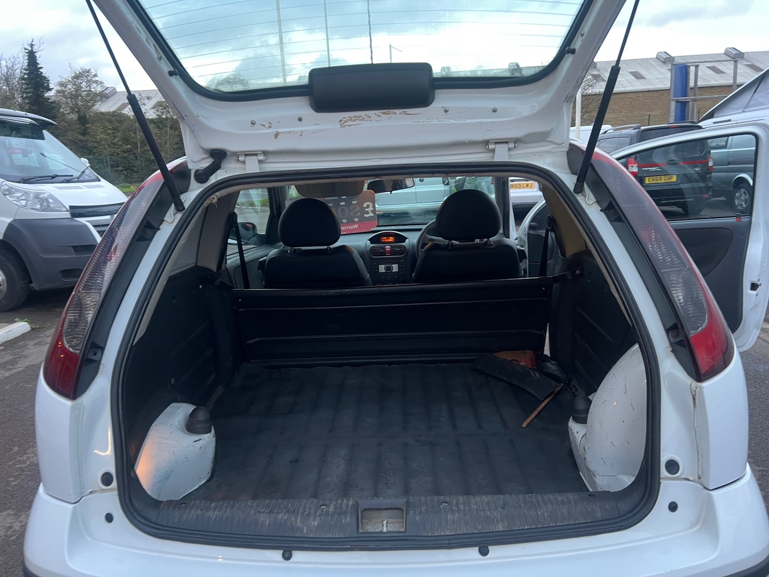 Used Vauxhall Corsa 2006 for sale - 76567878: Photo 15