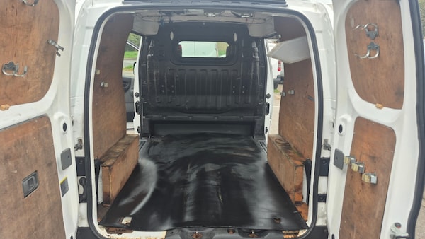 Used Nissan NV200 2011 for sale - 76276790: Photo 12