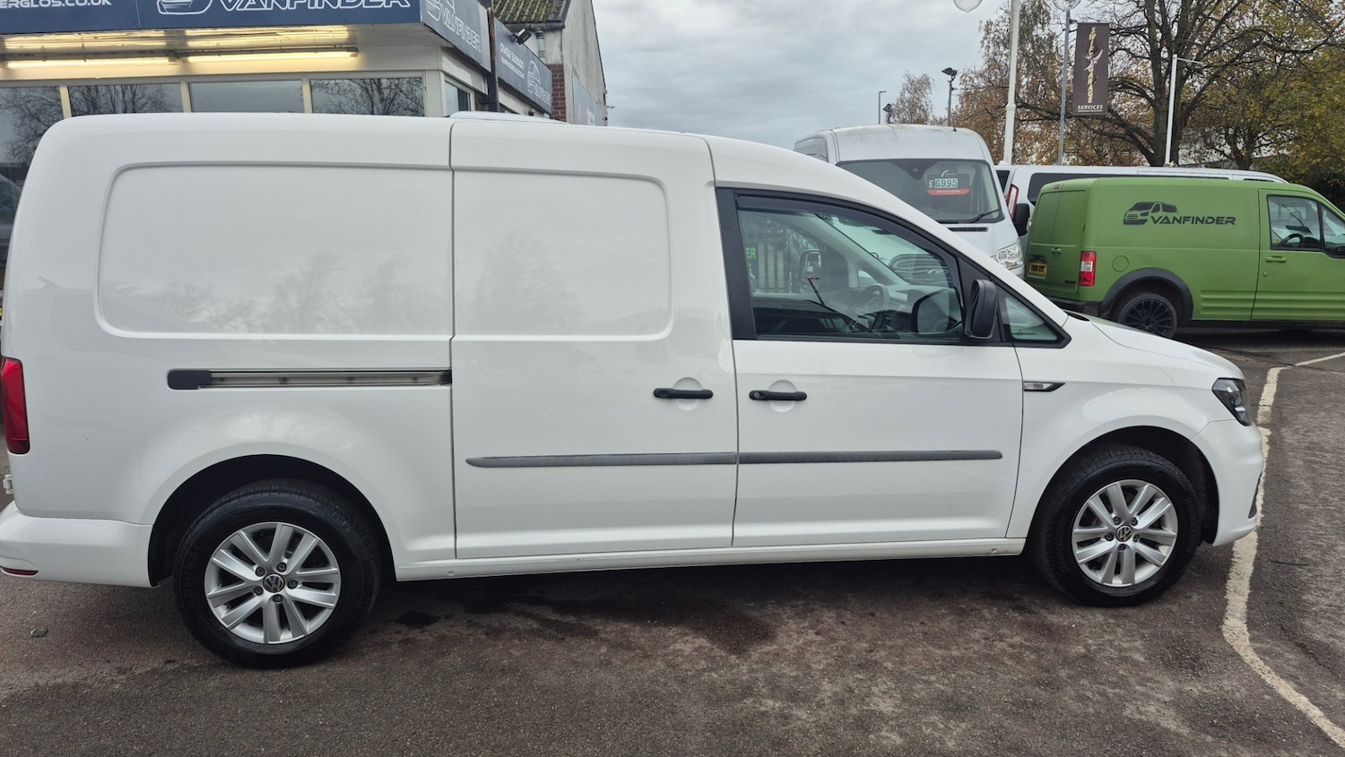 Used Volkswagen Caddy Maxi 2019 for sale - 76541934: Photo 3