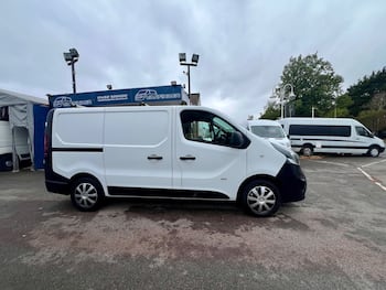 Used Vauxhall Vivaro 2017 for sale - 79706070: Photo
