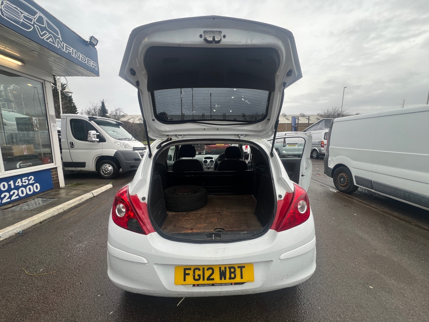 Used Vauxhall Corsa 2012 for sale - 77335855: Photo 12