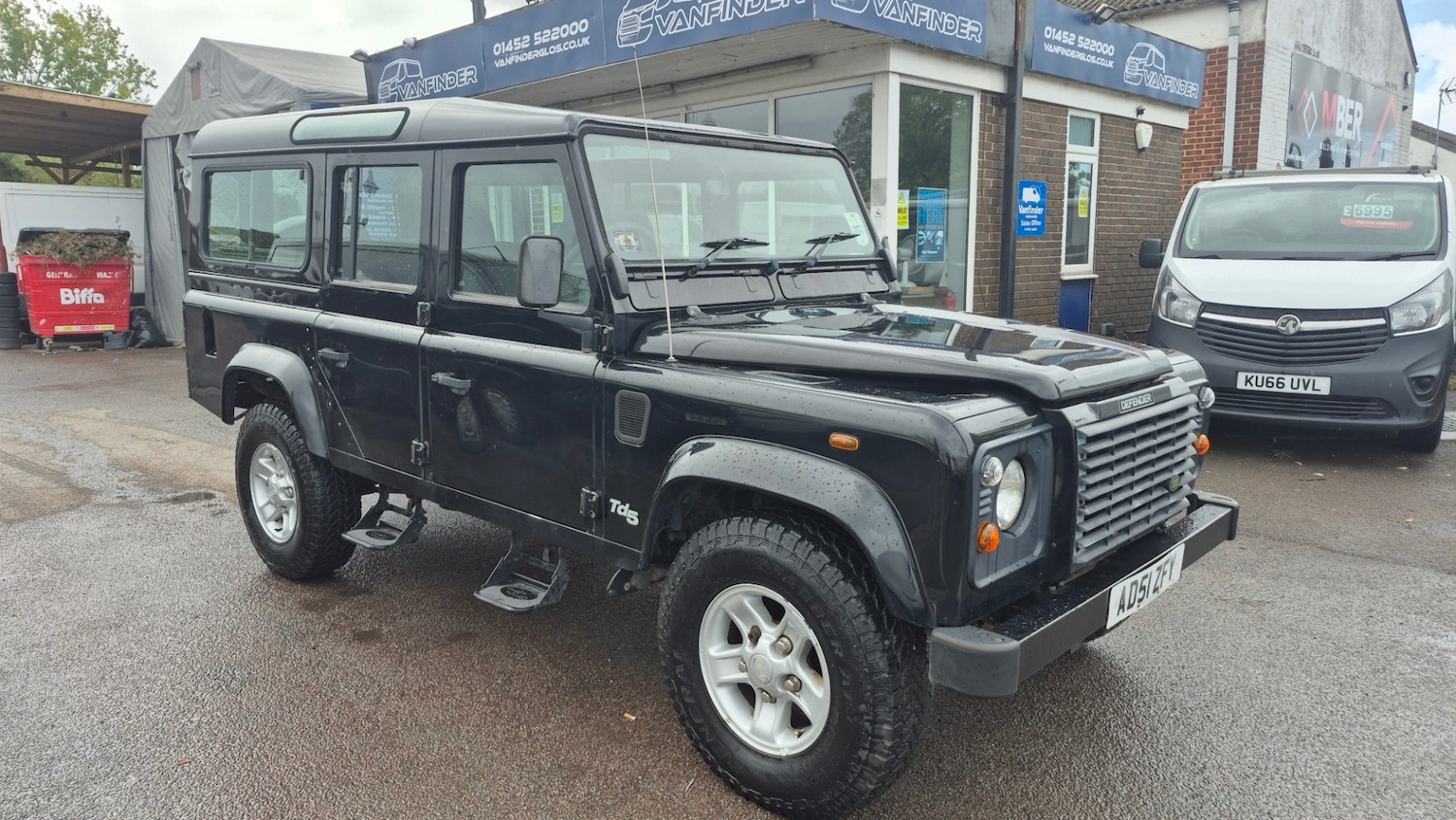 Used Land Rover Defender 110 2002 for sale - 75750143: Photo 1