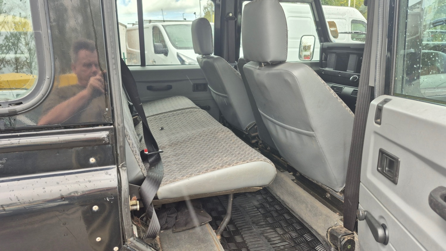 Used Land Rover Defender 110 2002 for sale - 75750143: Photo 11