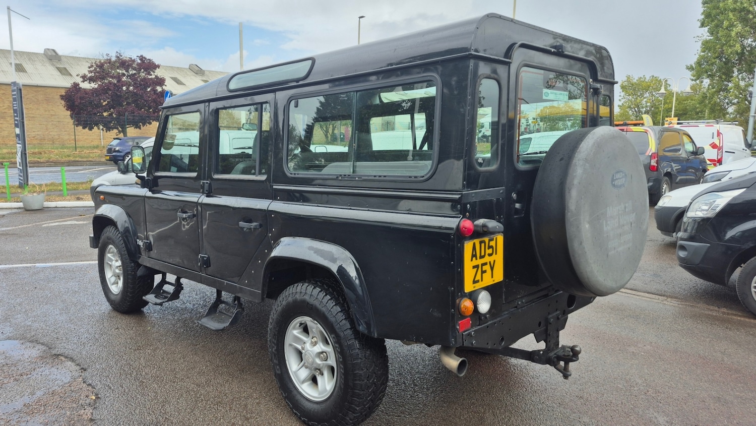 Used Land Rover Defender 110 2002 for sale - 75750143: Photo 5