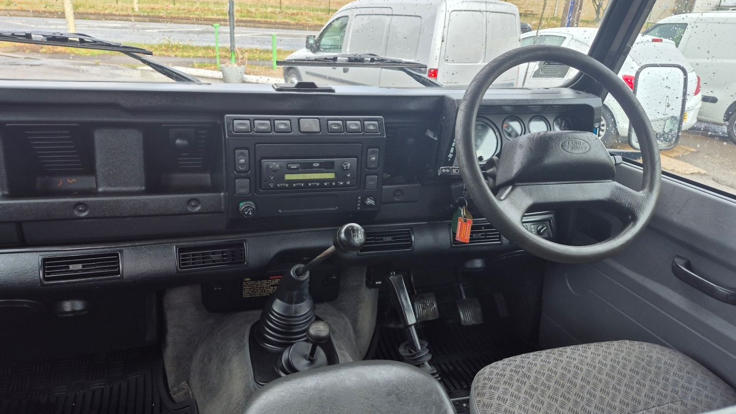 Used Land Rover Defender 110 2002 for sale - 75750143: Photo 9