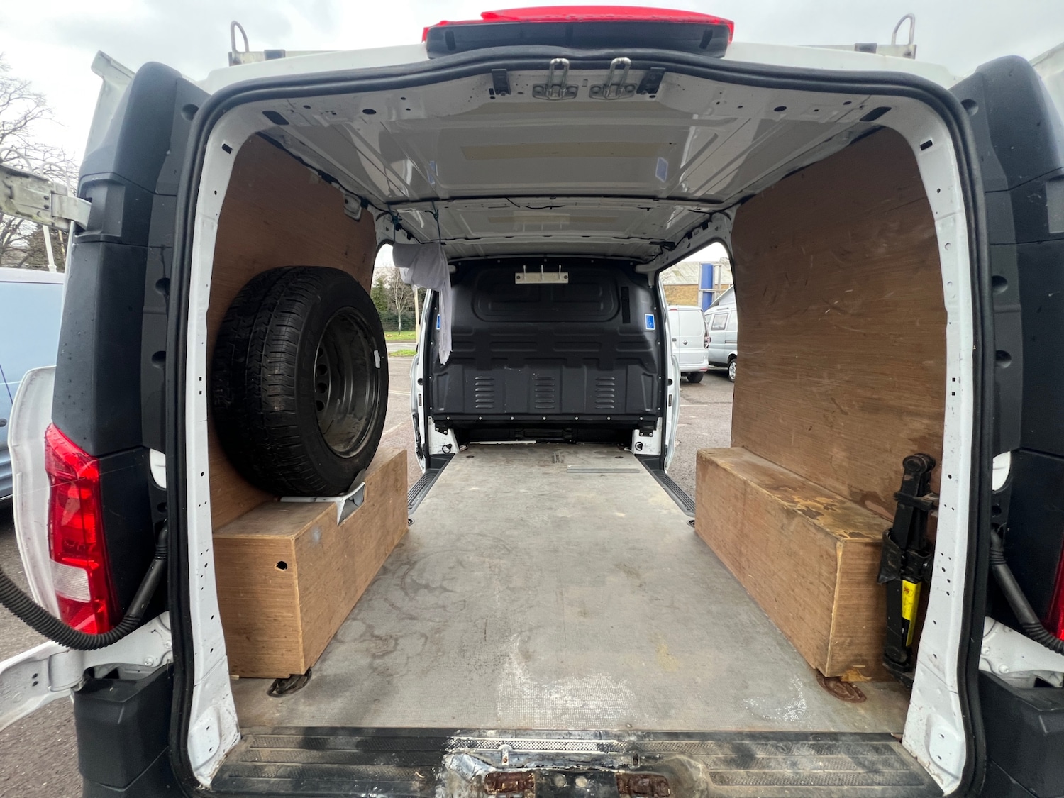 Used Mercedes-Benz Vito 2015 for sale - 77404596: Photo 13