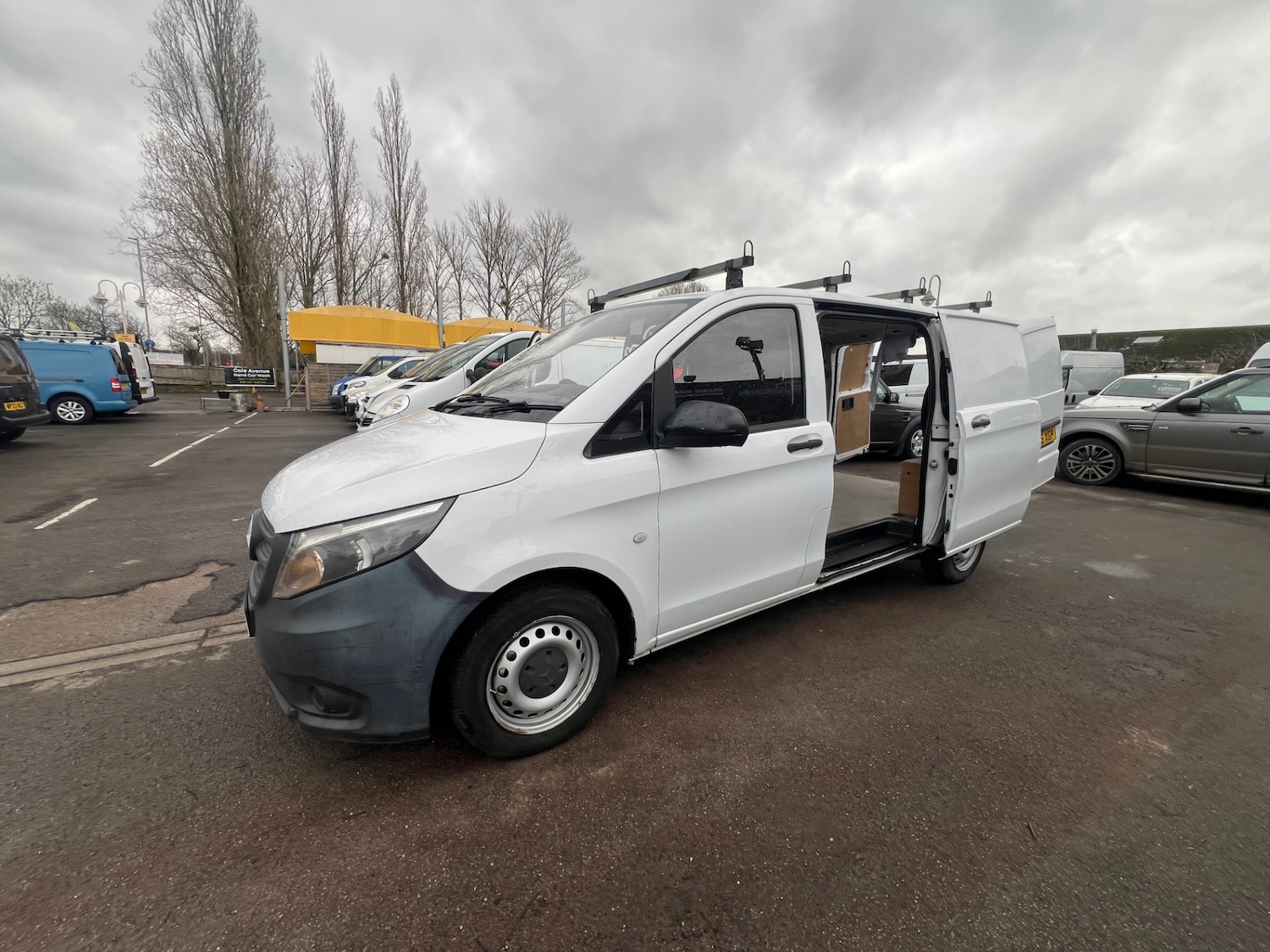 Used Mercedes-Benz Vito 2015 for sale - 77404596: Photo 3