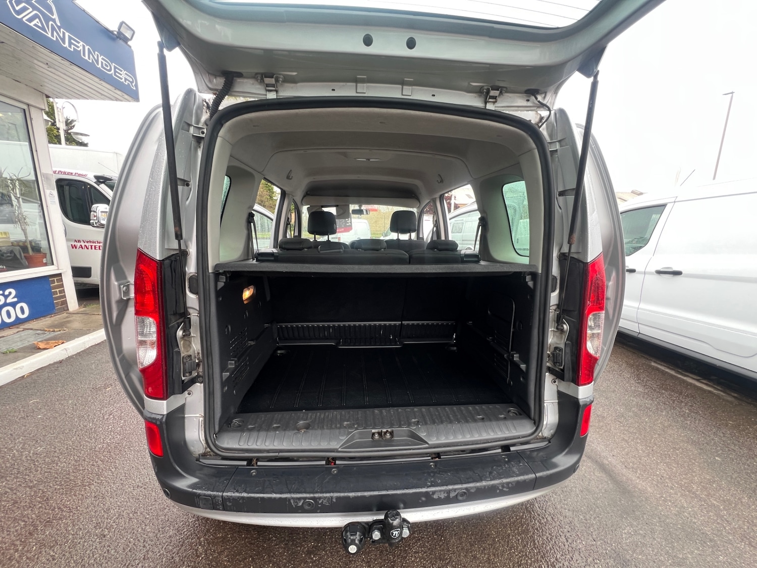 Vehicle 14