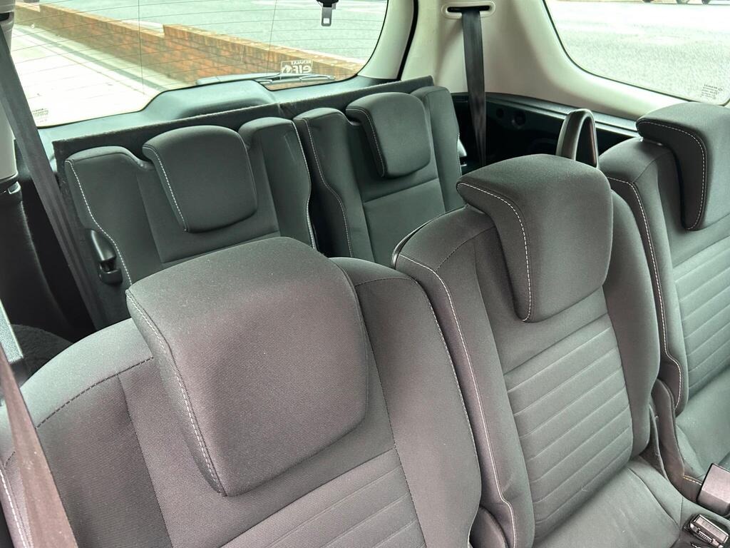 Used Renault Grand Scenic 2016 for sale - 76331121: Photo 10