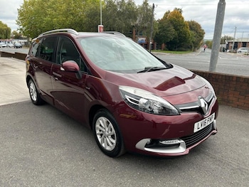 2016 (16) - 1.5 dCi Limited Nav 5dr Auto