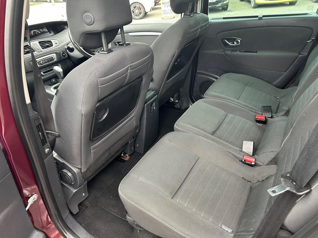 Used Renault Grand Scenic 2016 for sale - 76331121: Photo 9