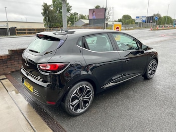 Used Renault Clio 2016 for sale - 76392246: Photo