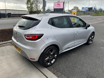 Used Renault Clio 2018 for sale - 78442343: Photo