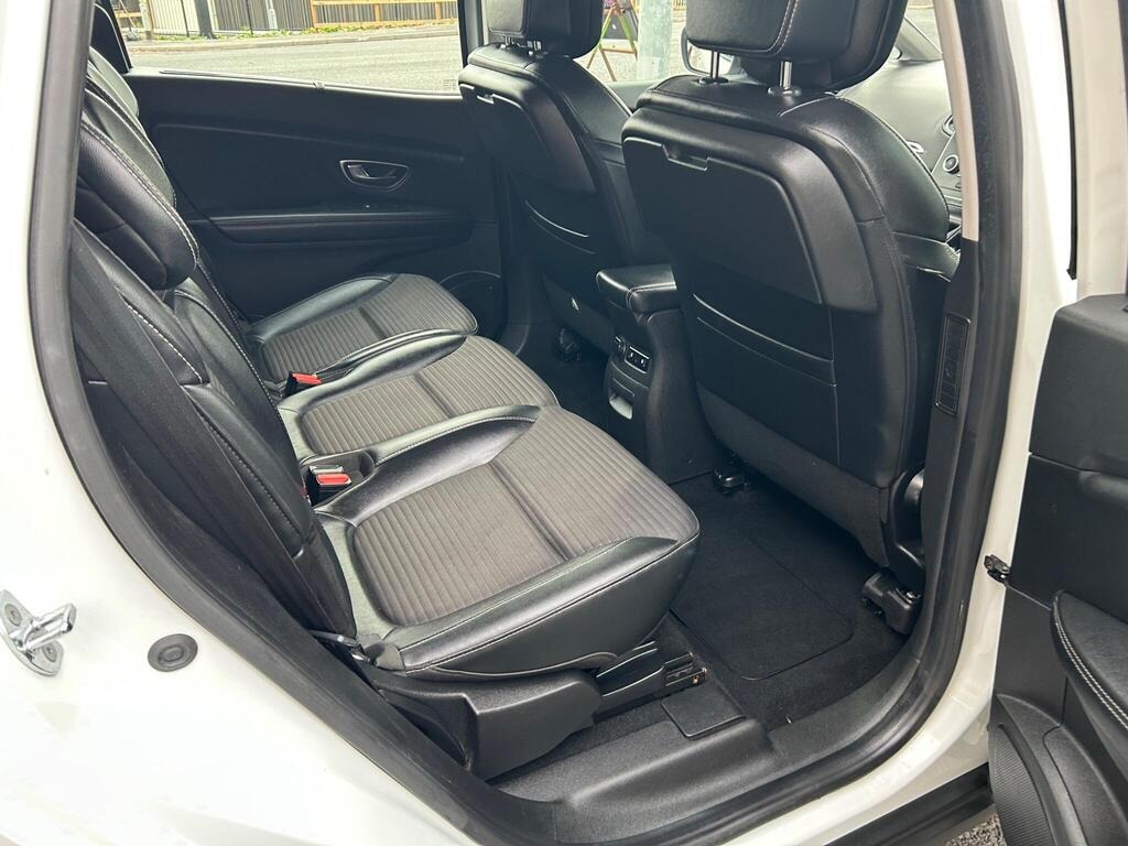 Used Renault Grand Scenic 2018 for sale - 77125753: Photo 9
