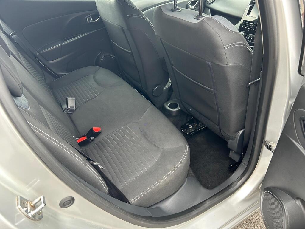 Used Renault Clio 2014 for sale - 76331140: Photo 7