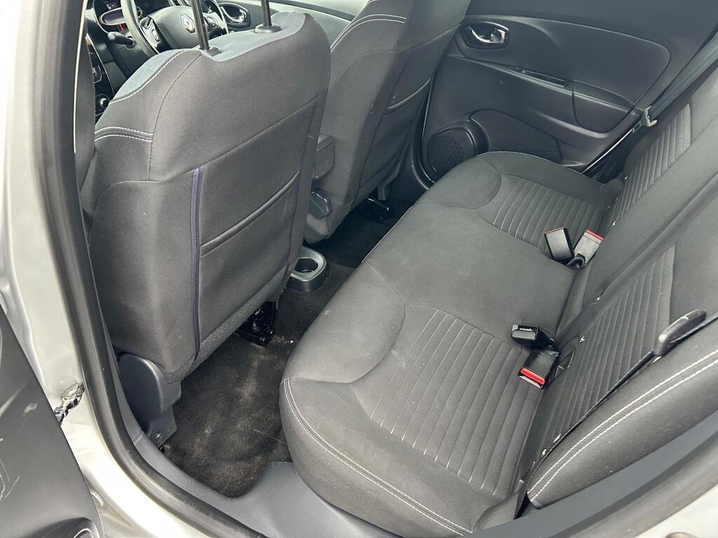 Used Renault Clio 2014 for sale - 76331140: Photo 8