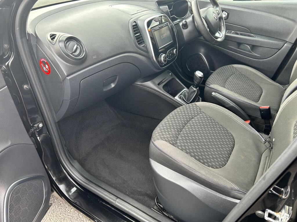 Used Renault Captur 2017 for sale - 76392319: Photo 8