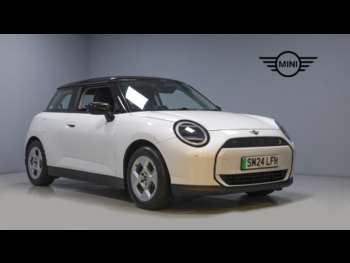 2024 - SE 54.2kWh Classic Hatchback 3dr Electric Auto (218 ps)