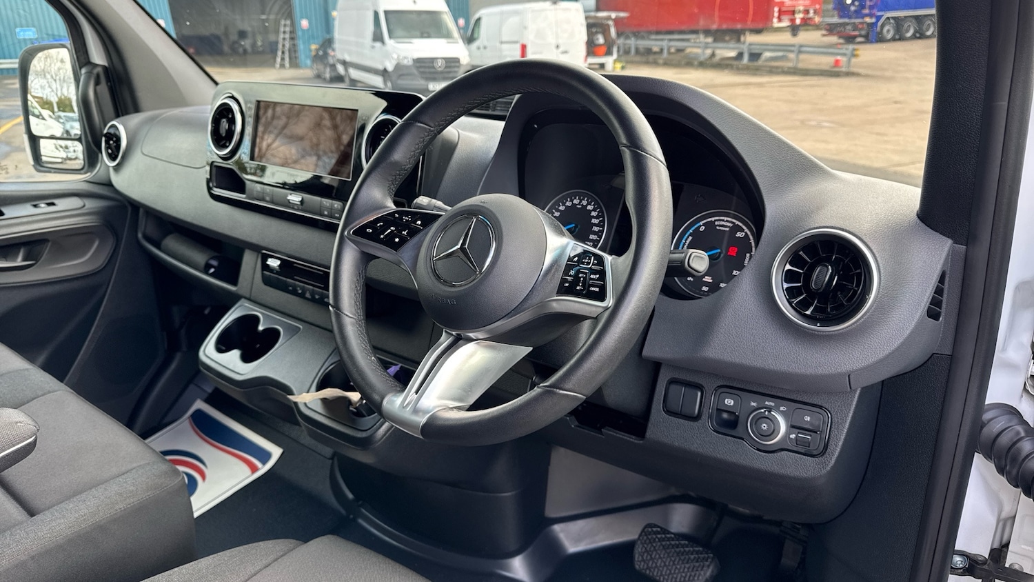 Used Mercedes-Benz Sprinter 2025 for sale - 78014657: Photo 11