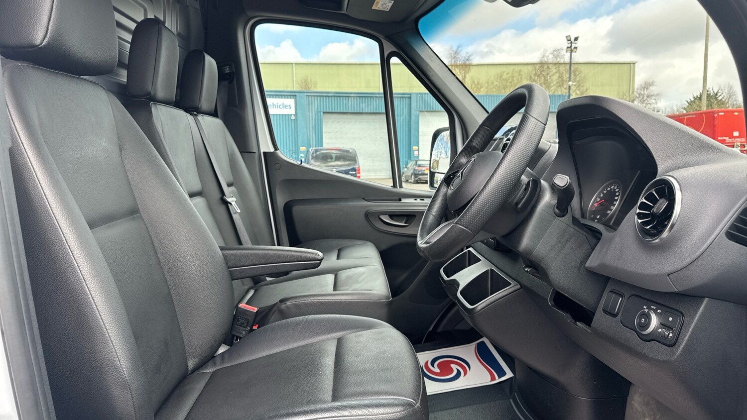 Used Mercedes-Benz Sprinter 2025 for sale - 78090304: Photo 10