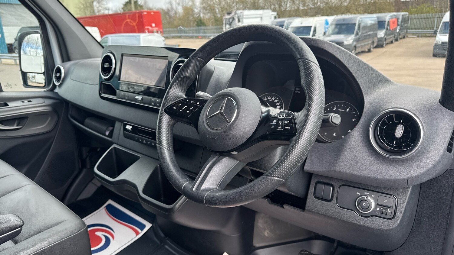 Used Mercedes-Benz Sprinter 2025 for sale - 78090304: Photo 11