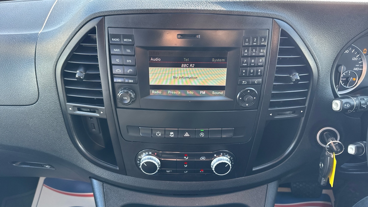 Used Mercedes-Benz Vito 2018 for sale - 77758705: Photo 13