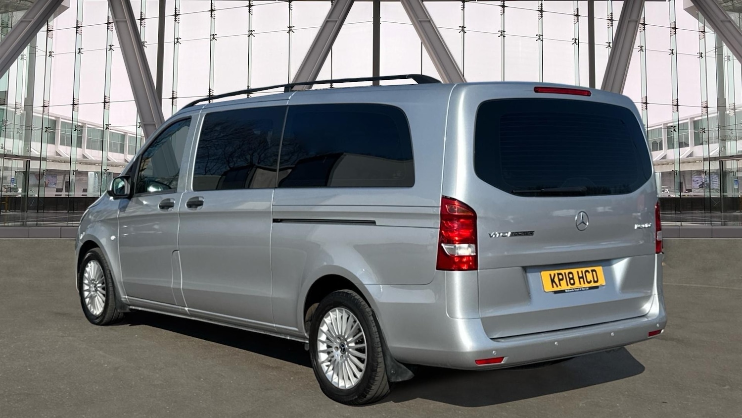 Used Mercedes-Benz Vito 2018 for sale - 77758705: Photo 2