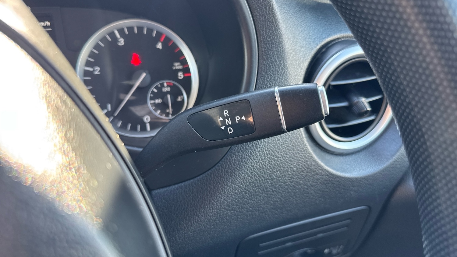 Used Mercedes-Benz Vito 2018 for sale - 77758705: Photo 25