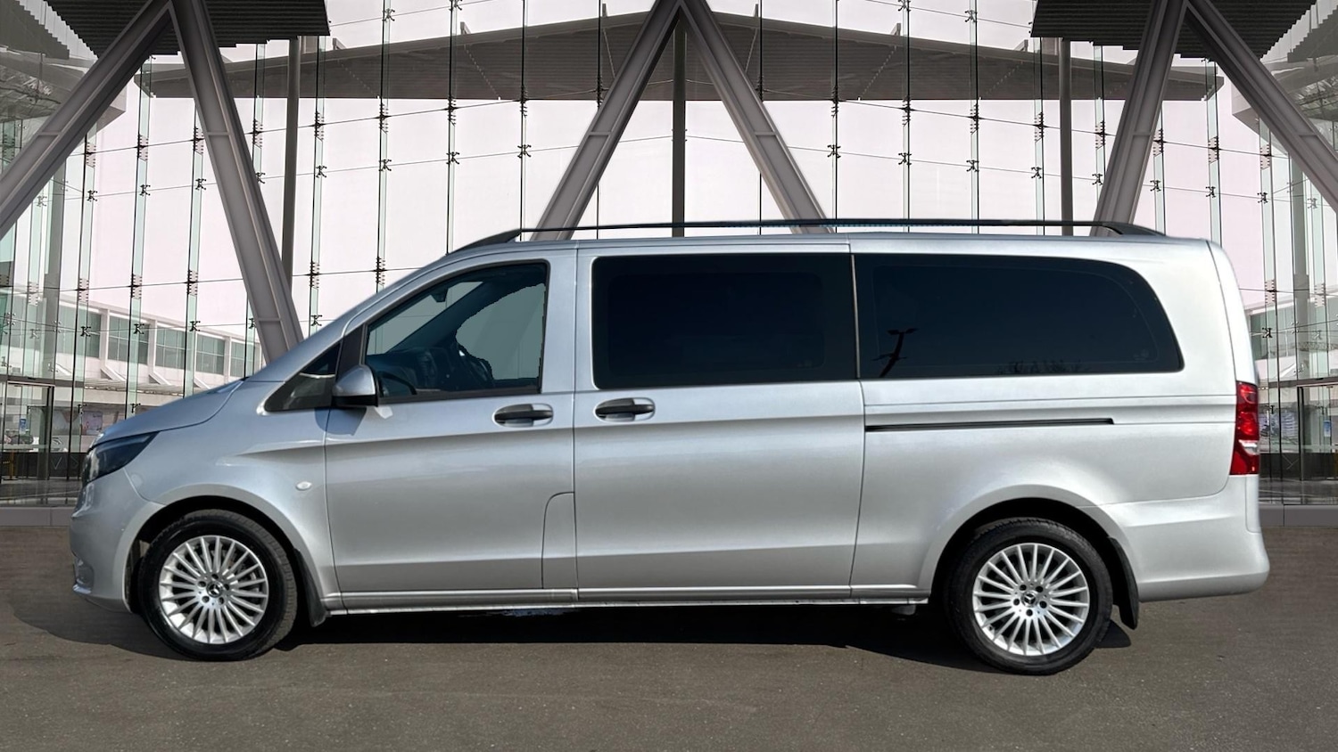 Used Mercedes-Benz Vito 2018 for sale - 77758705: Photo 3