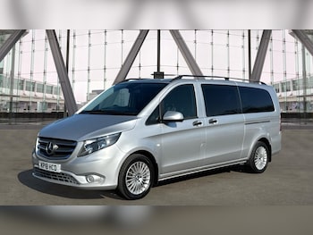 Used Mercedes-Benz Vito 2018 for sale - 77758705: Photo