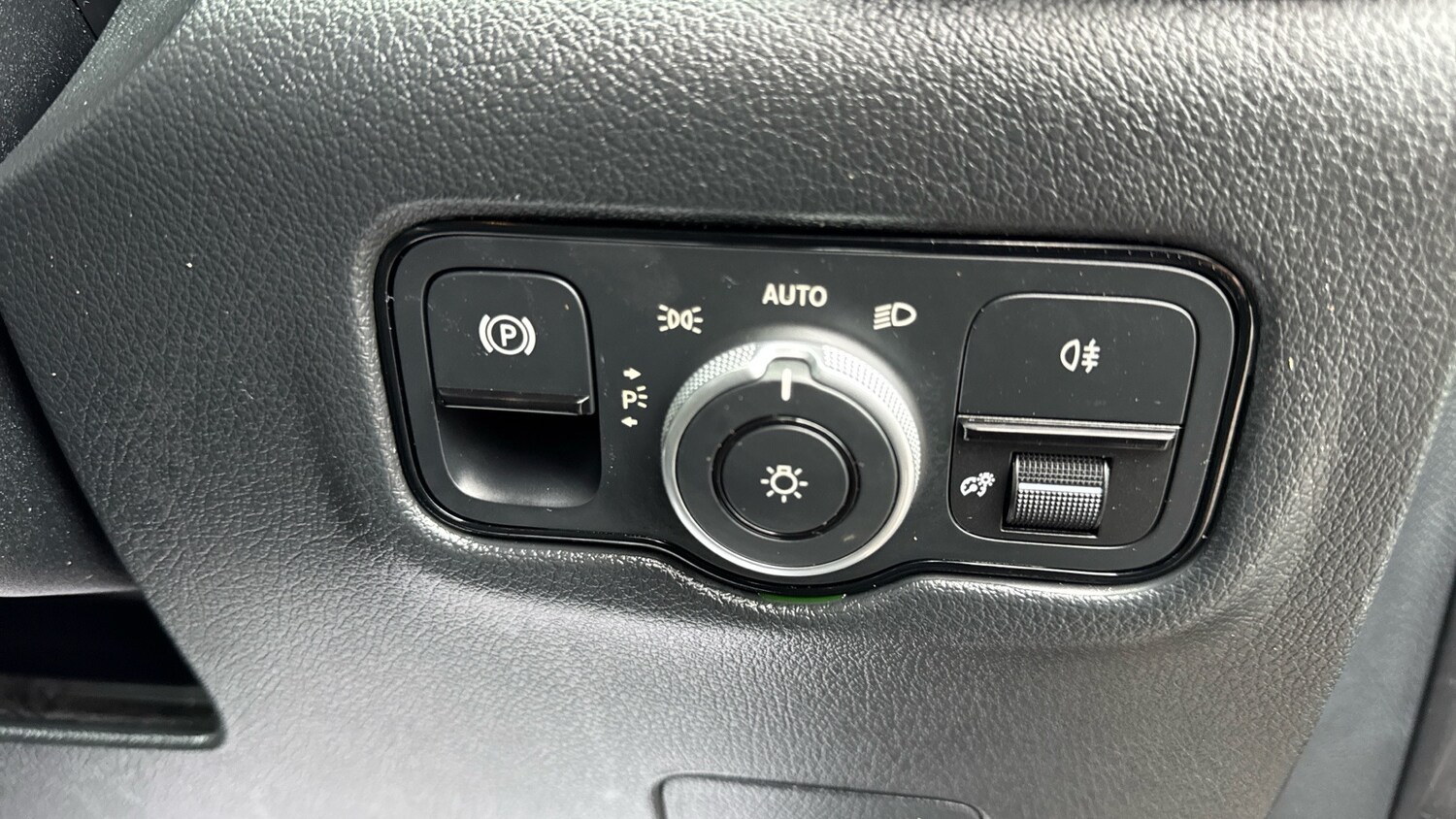 Used Mercedes-Benz Vito 2025 for sale - 77353649: Photo 26