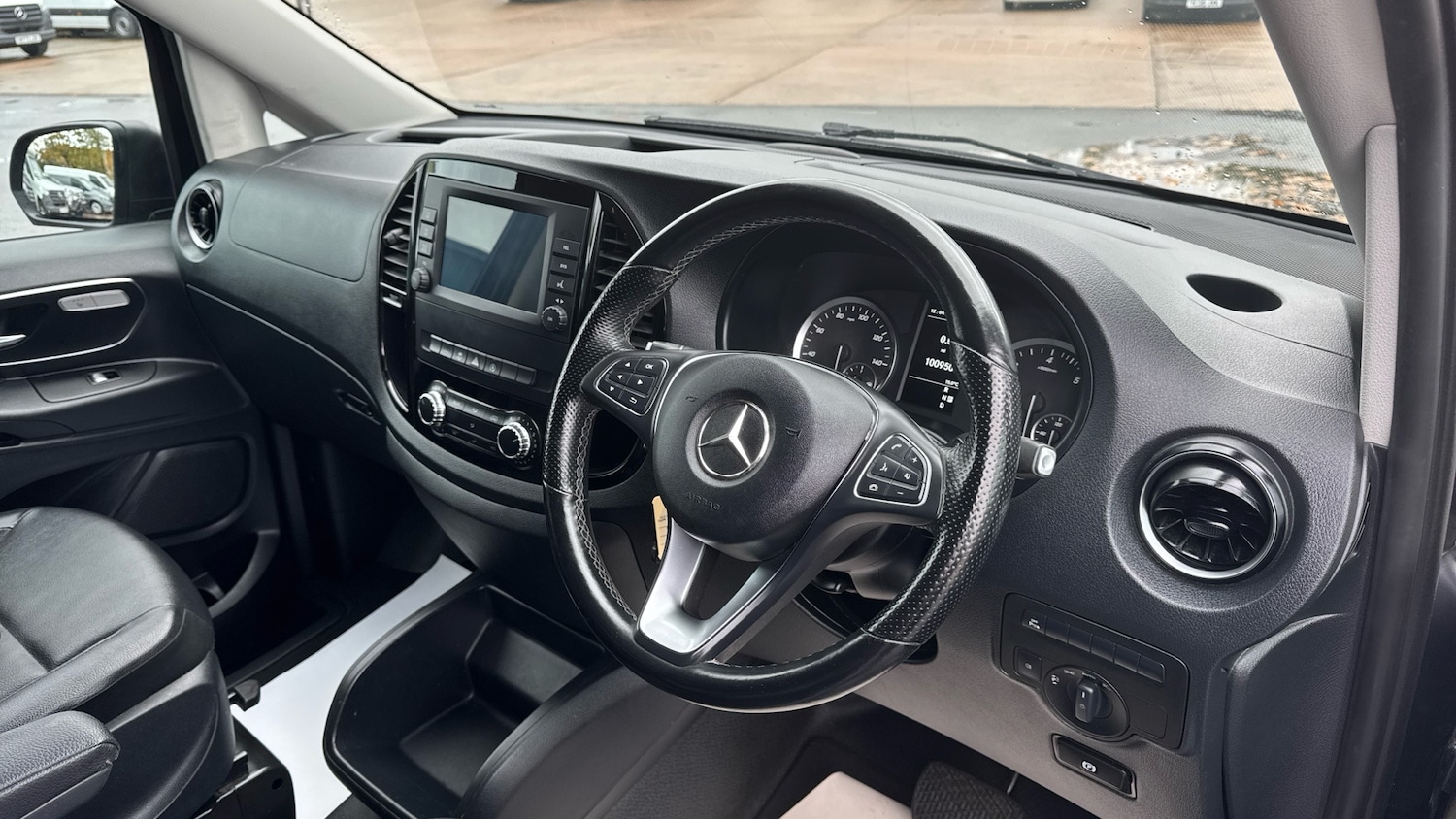 Used Mercedes-Benz Vito 2021 for sale - 76415380: Photo 11